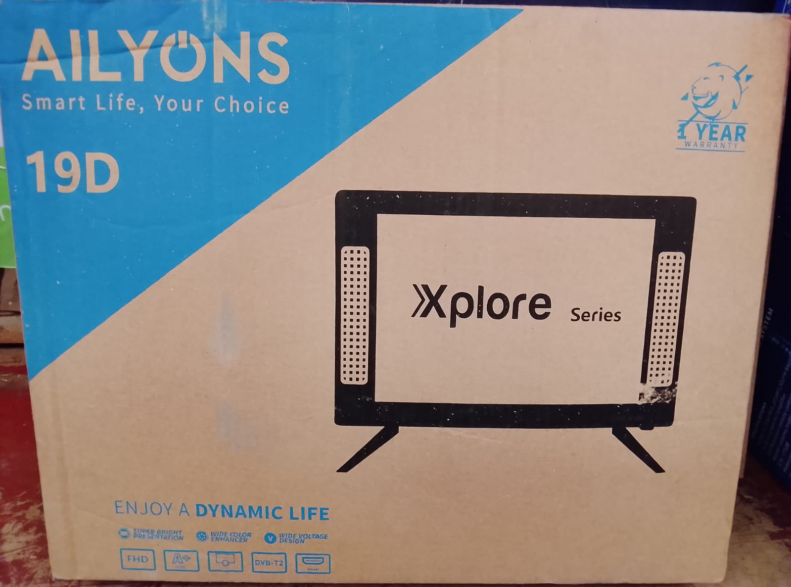 Ailyons 19" Digital TV