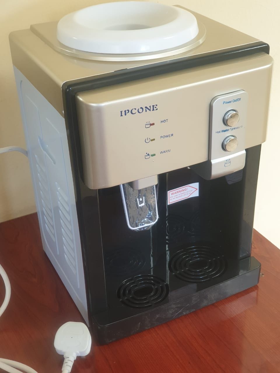 Ipcone Golden Table-Top Dispenser
